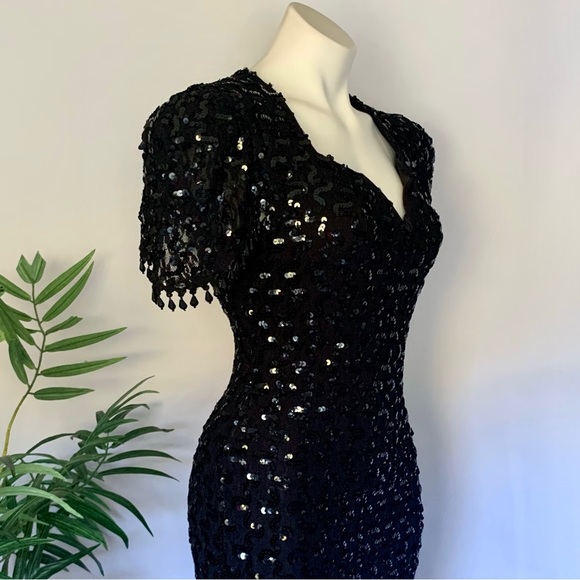 g l a m :: Vintage Glamorous Sequin Beaded Gatsby Dress - Picture 15 of 15